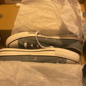 Grey converse brand new never worn